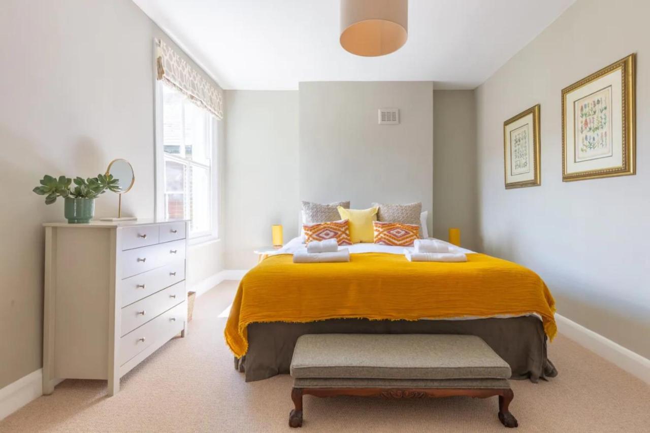 Luxuriously Designed 3 Bedroom Apartment In Clapham London Kültér fotó